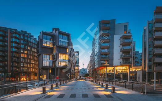 Differences Between Residential and Commercial Real Estate for Investors